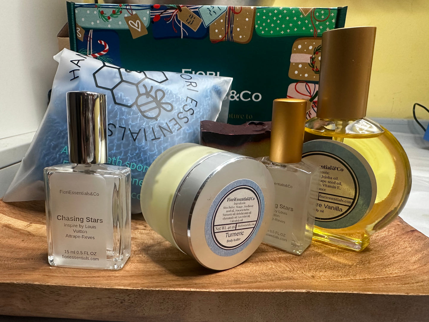 Holiday Designer Aroma & Body Glow Gift Box