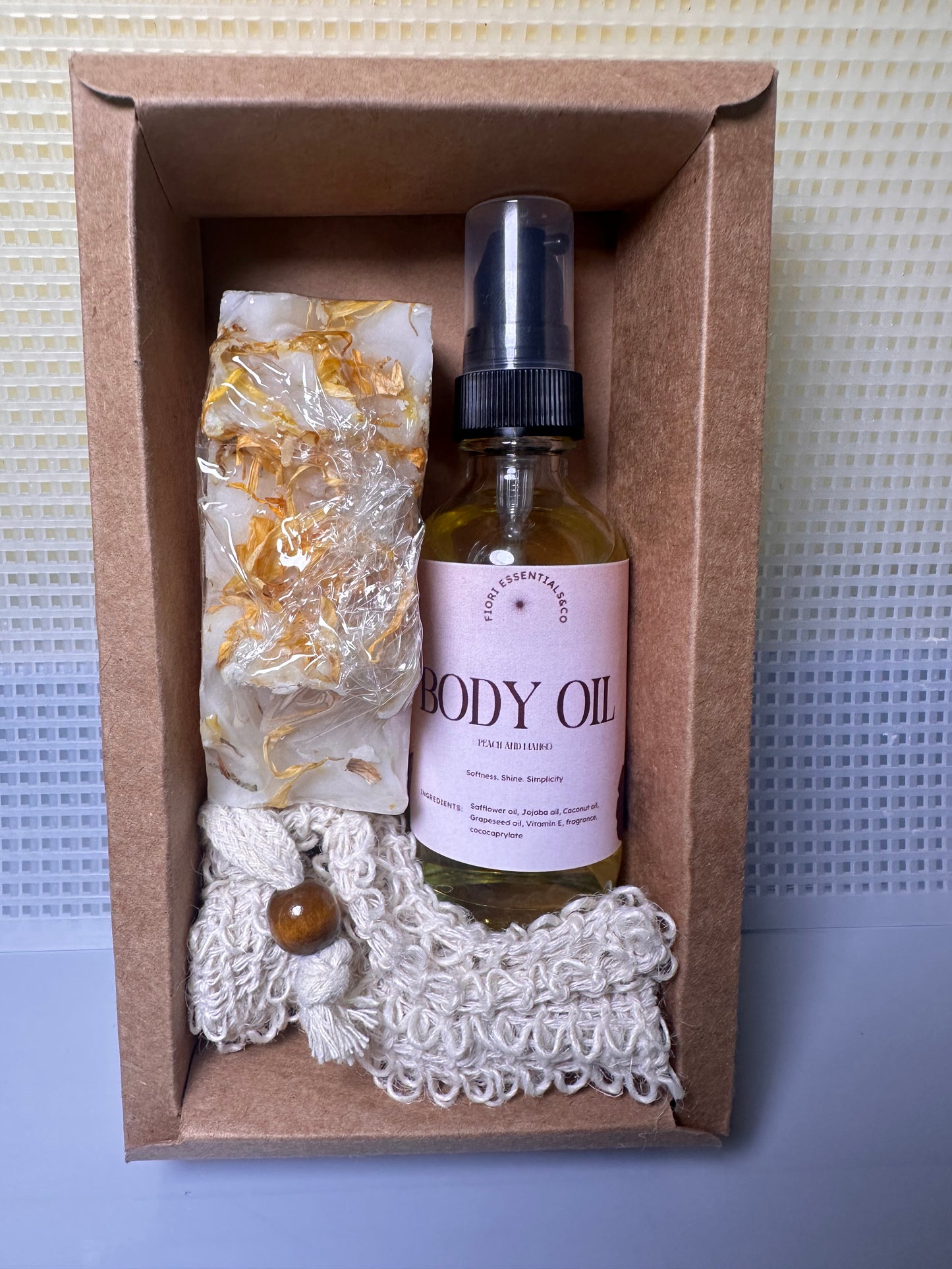 Nourish & Glow gift set